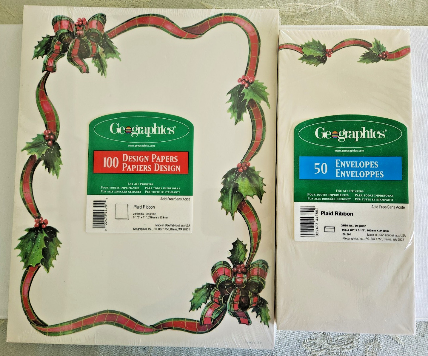 Geographics Design Printer Paper “Plaid Ribbon” w/ Holly 100 Sheets & Envelopes