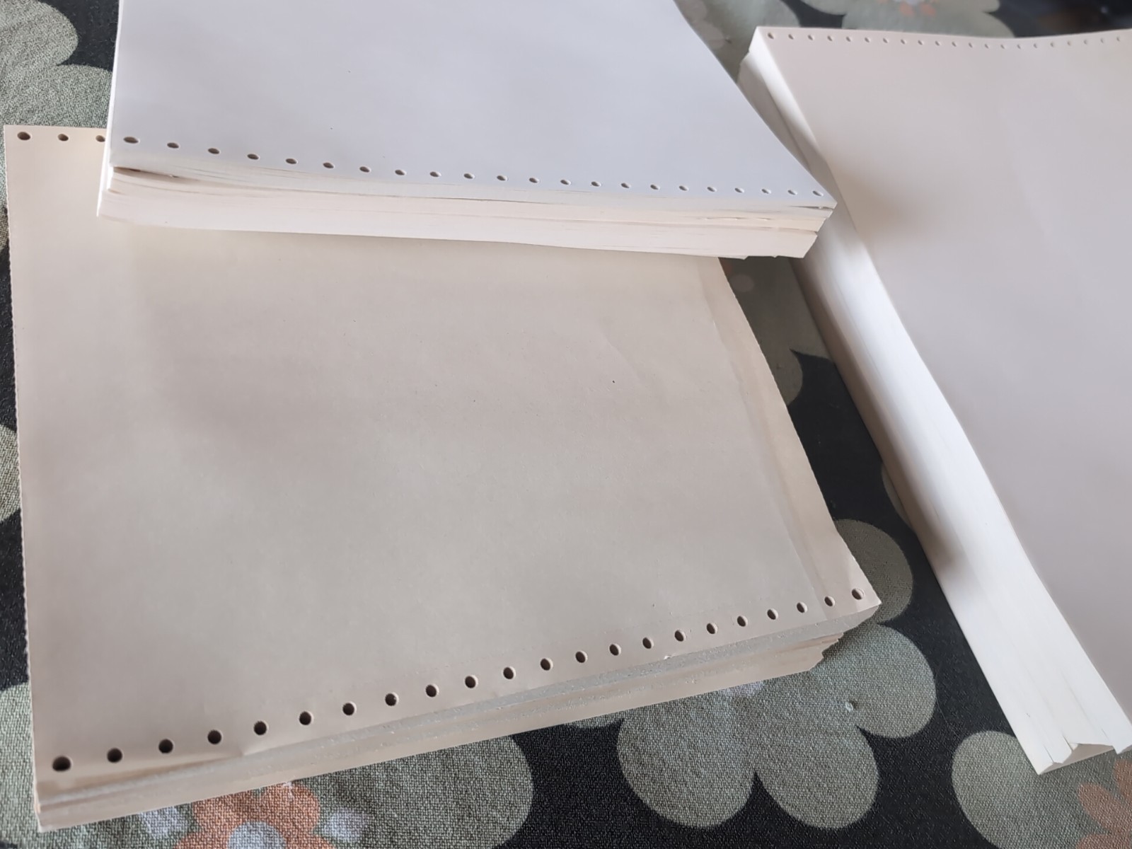 Continuous Dot Matrix Tractor Feed Printer Computer Paper 9.5″×11″ & RARE