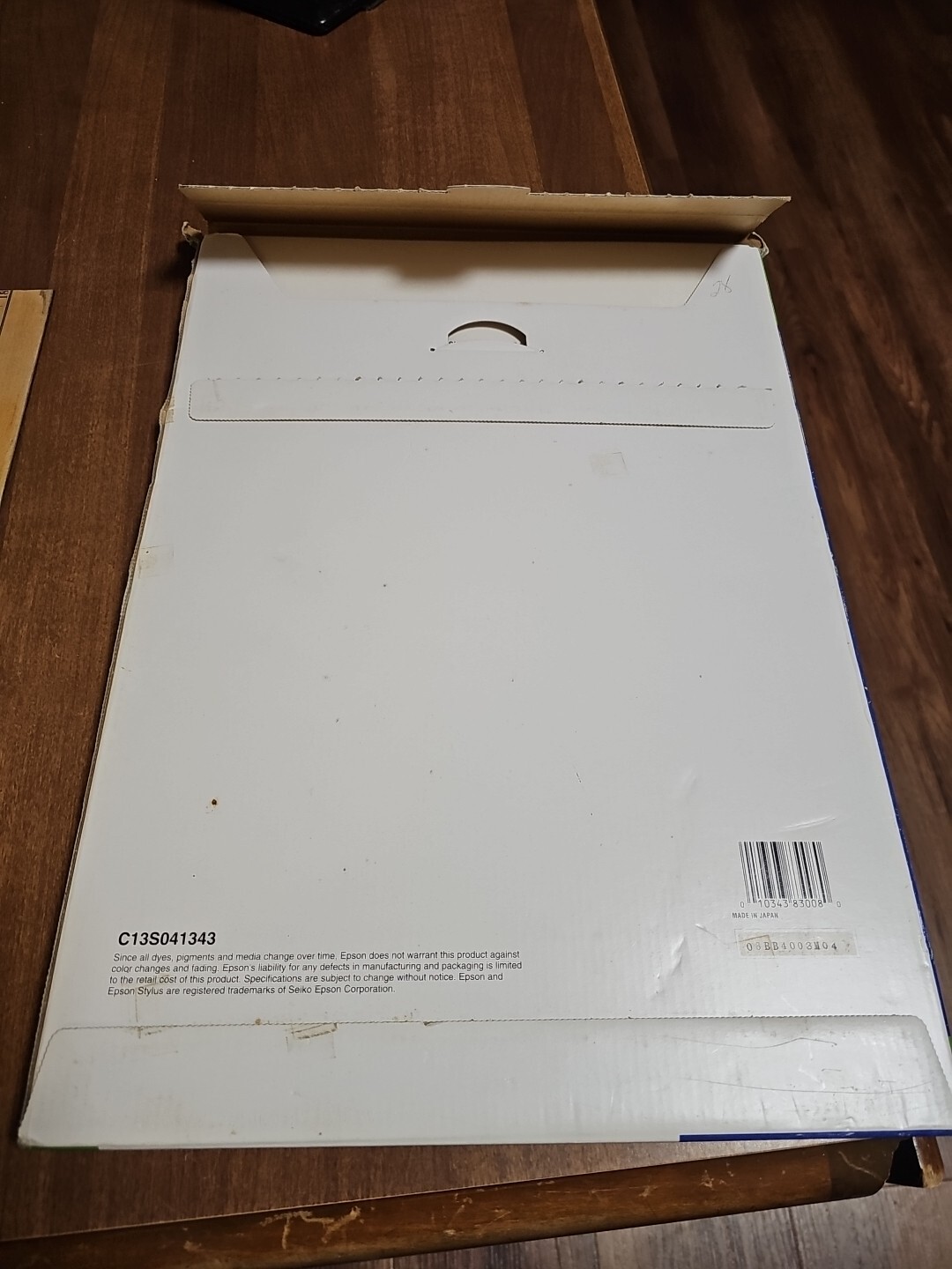 Epson S041343 11-3/4″ x 16-1/2″ Presentation Paper – Matte White Partial 28 Pgs