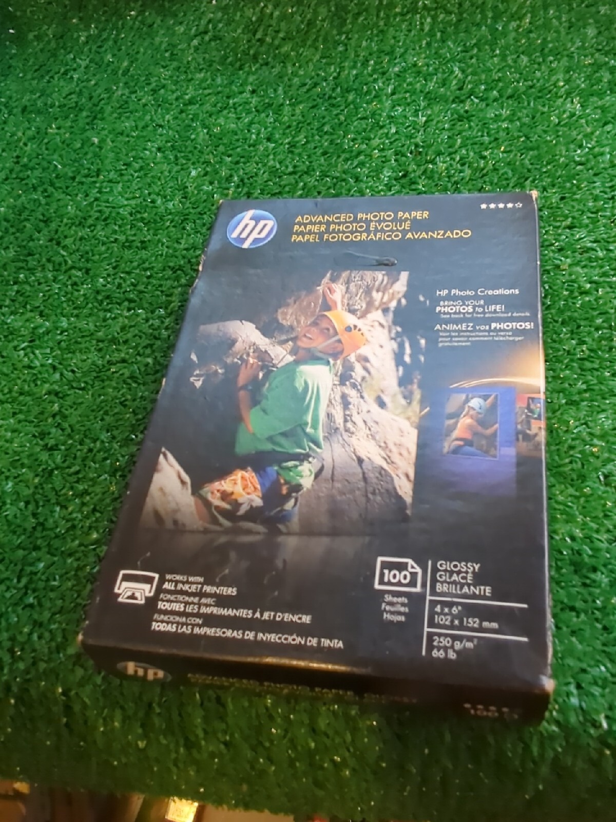 Hewlett Packard Q6638A 4 x 6 inch Glossy Printer Paper – 100 Sheets