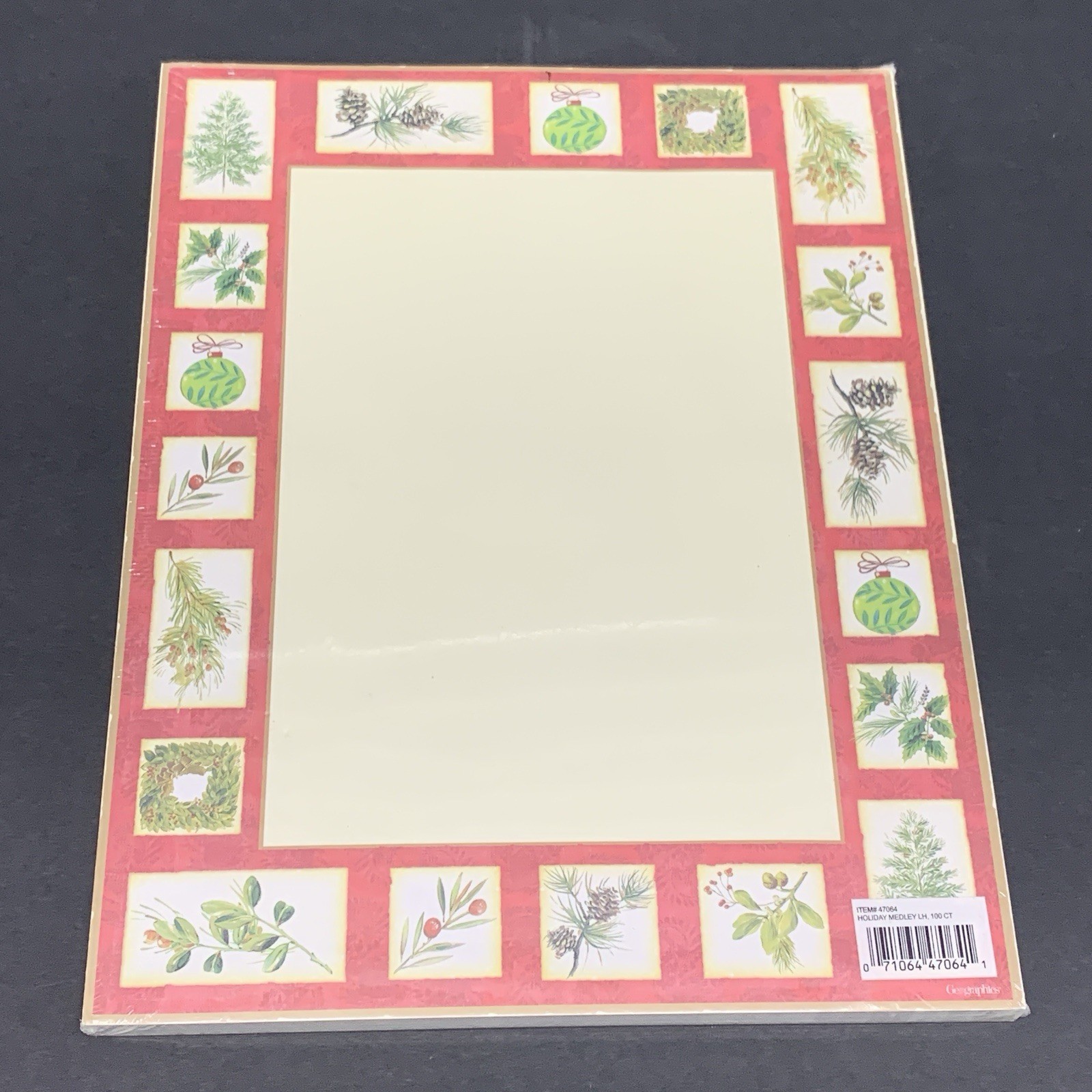 Holiday Time 8.5″x 11″ Holly & Berry Design Stationary Craft Paper 100 Sheets
