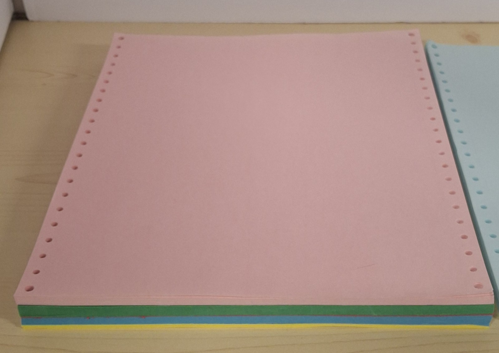 1991 Memorex Tractor Computer Paper 1000 Continuous Sheets 20 lb. 9.5×11″ White