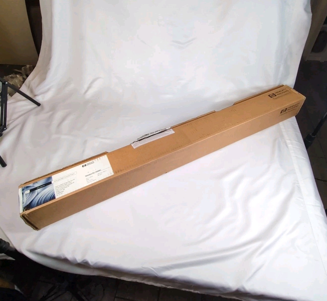 HP Designjet Heavyweight Coated Paper 42″x100ft Roll White 35lb C6569C