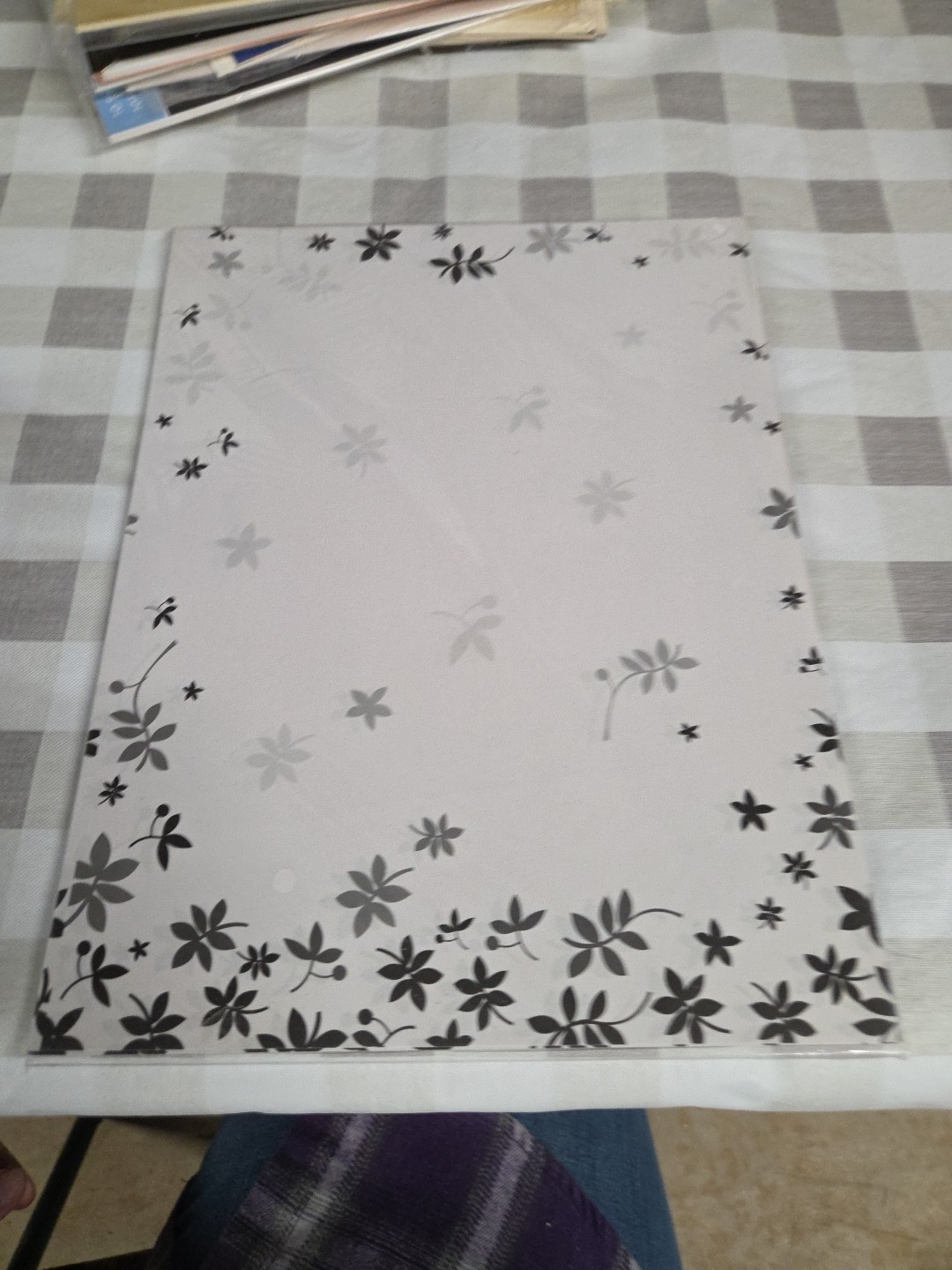 Computer Printer Paper 45 Sheets 8.5″ x 11″ Greenbrier White Leaves (PaperB)