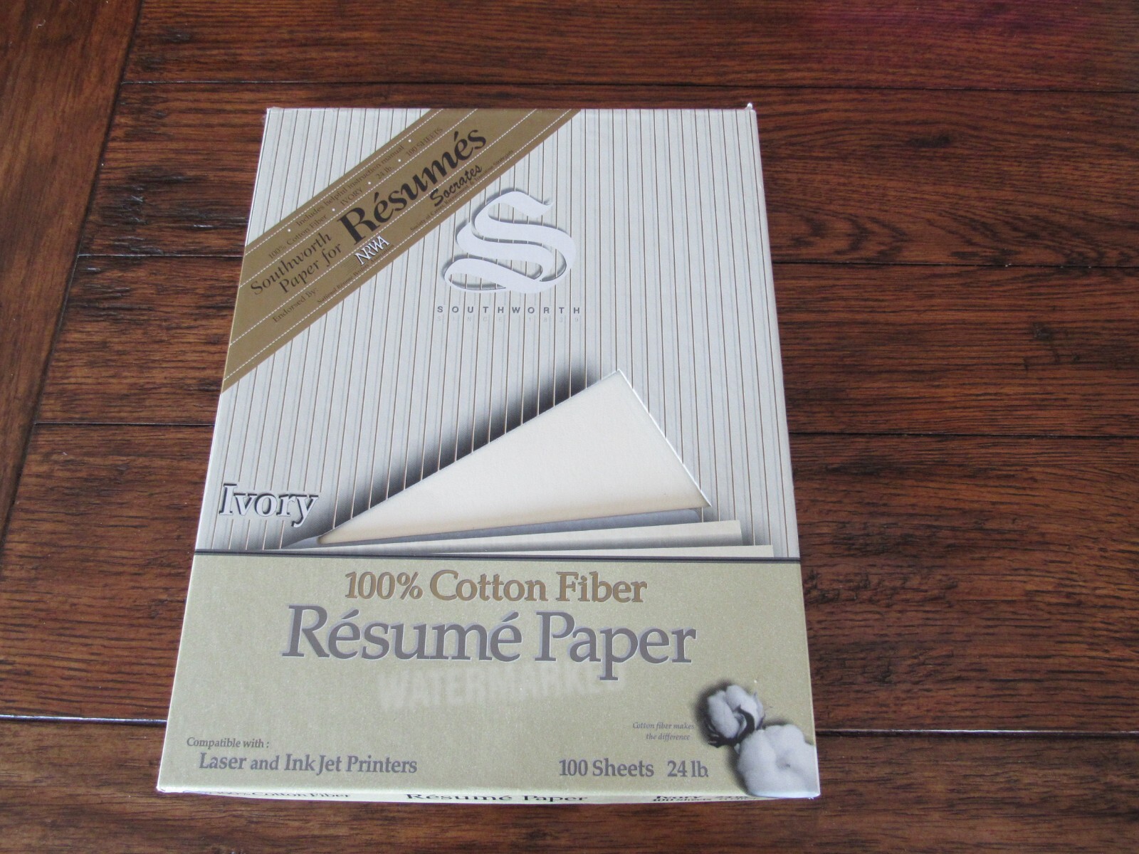 Southworth® 100% Cotton Fiber Resume Paper 24lbs Watermarked + Resume Guide