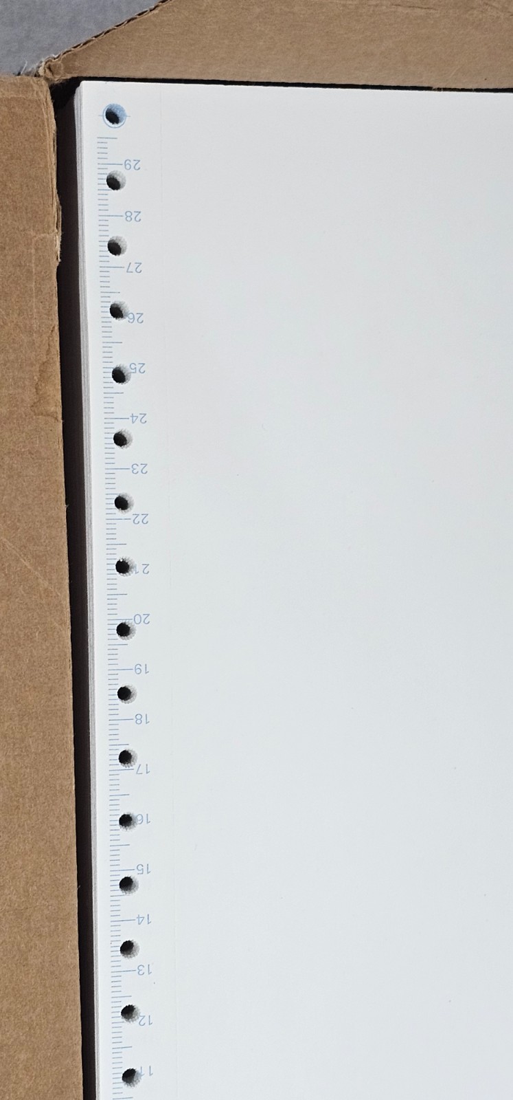 Computer Pak Papier A-4 Hoch White Continuous Tractor Printer Paper, 1 Unit