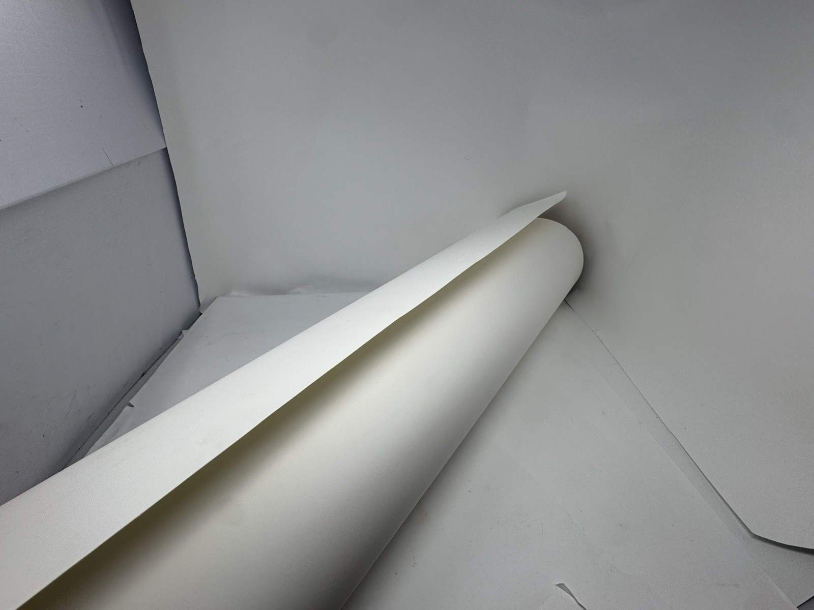 Epson Hot Press Bright Archival Inkjet Paper (44″ x 50′ Roll)- slightly unfurled