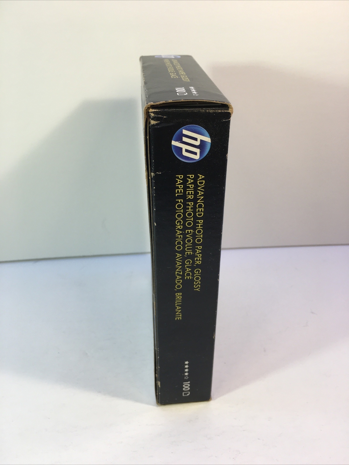 Hewlett Packard Q6638A 4 x 6 inch Glossy Printer Paper – 100 Sheets Photo Paper