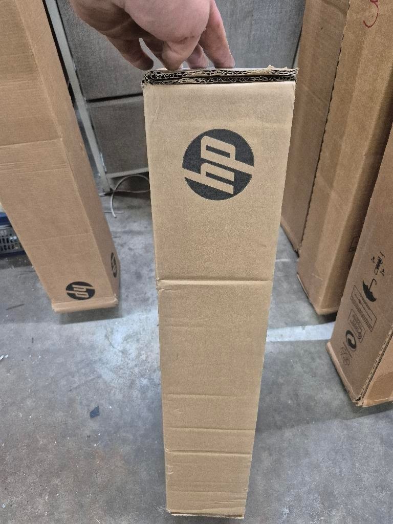 HP Matte Polypropylene Inkjet Printer Paper Roll 24 in x 100 ft CH022A