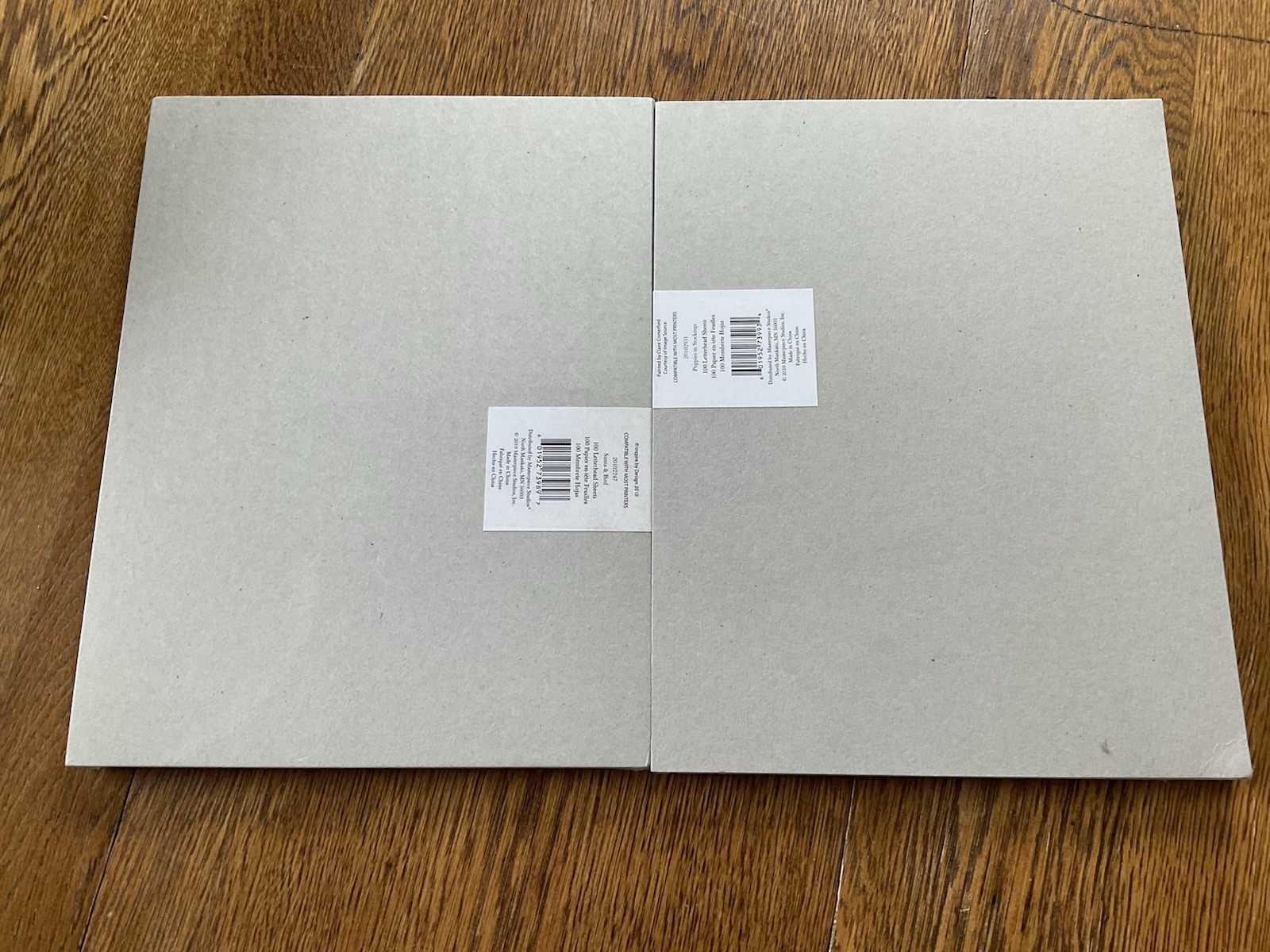Letterheads Christmas / Holiday Designs Set Of 2 , 100 Pages New