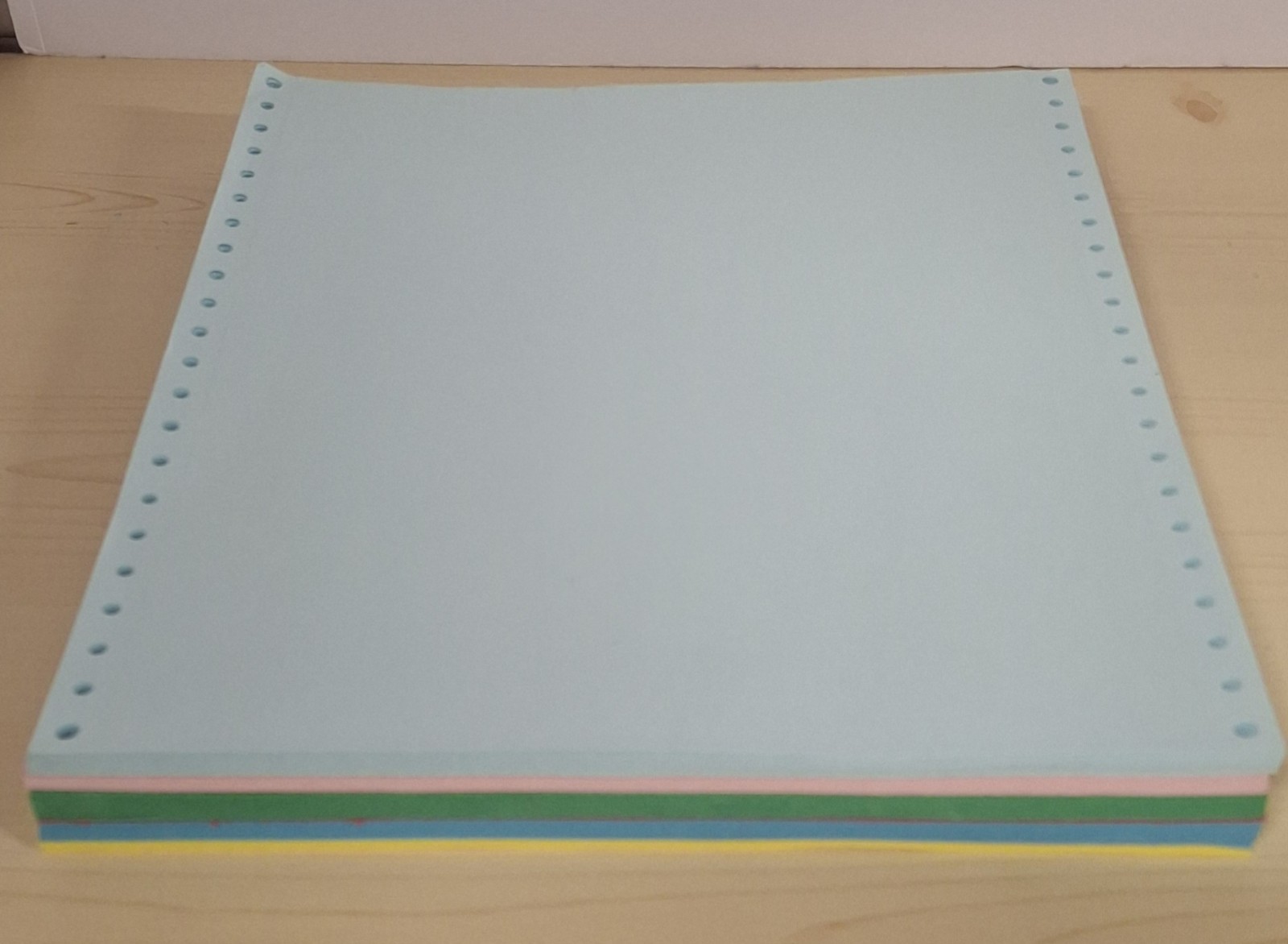 1991 Memorex Tractor Computer Paper 1000 Continuous Sheets 20 lb. 9.5×11″ White