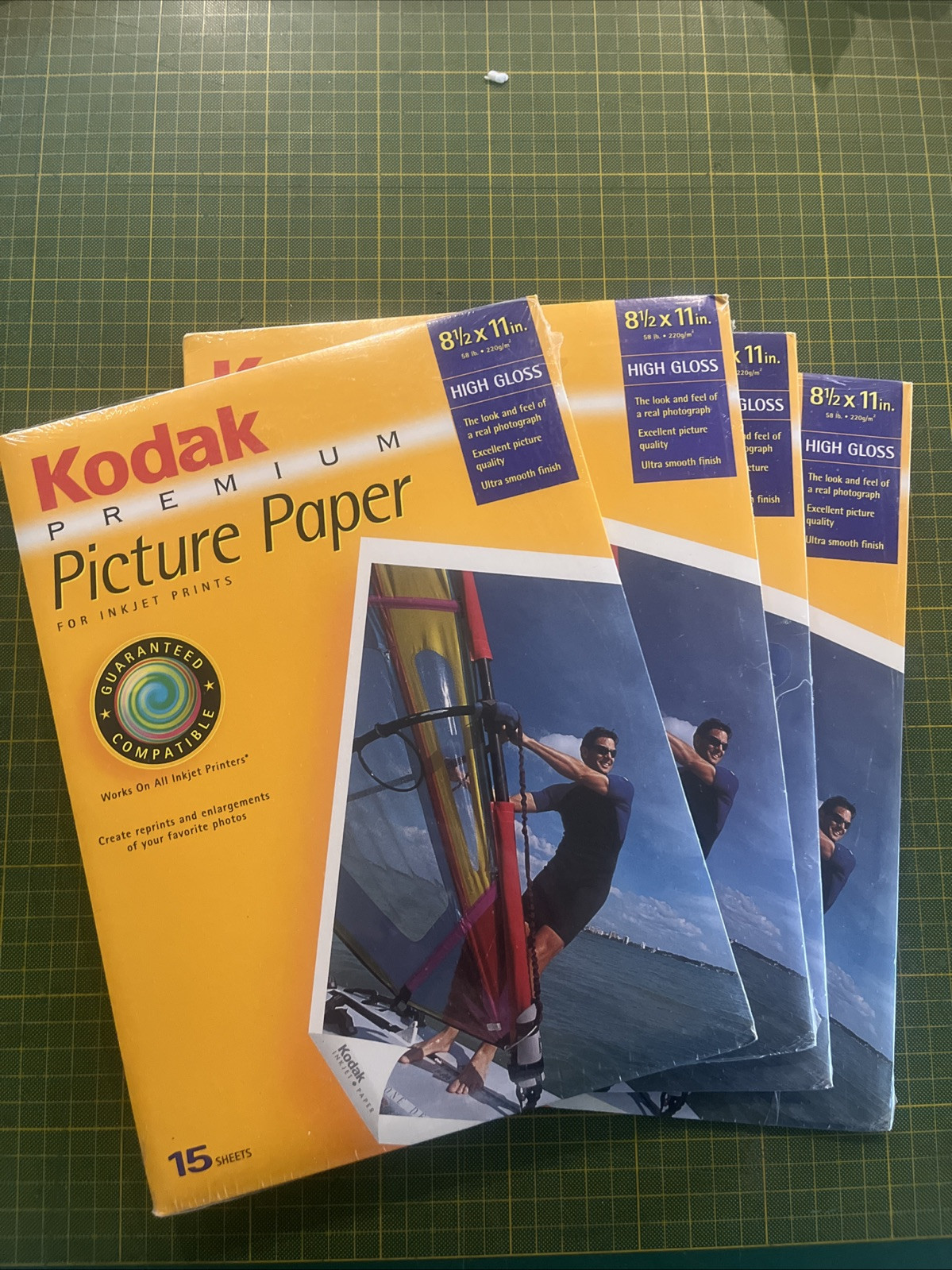 Kodak Premium Picture Paper 8.5 x 11″ High Gloss 60 Sheets NIB