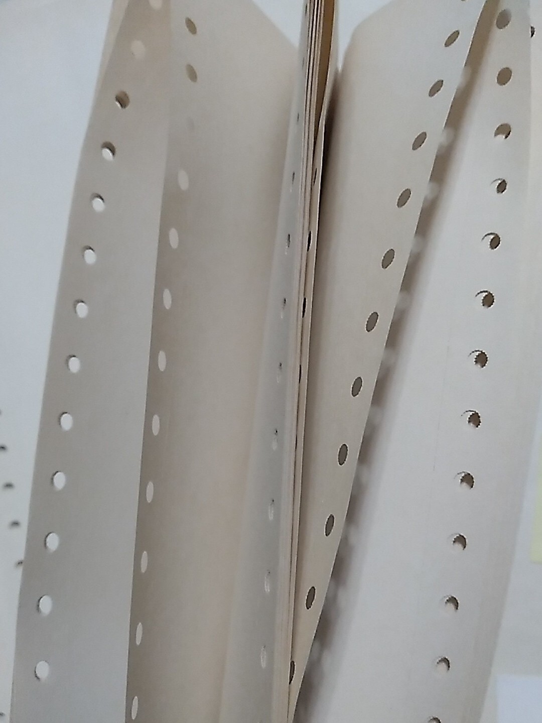 Continuous Dot Matrix Vintage Stone Container Printer Paper 25 Sheets 8.5 x 11