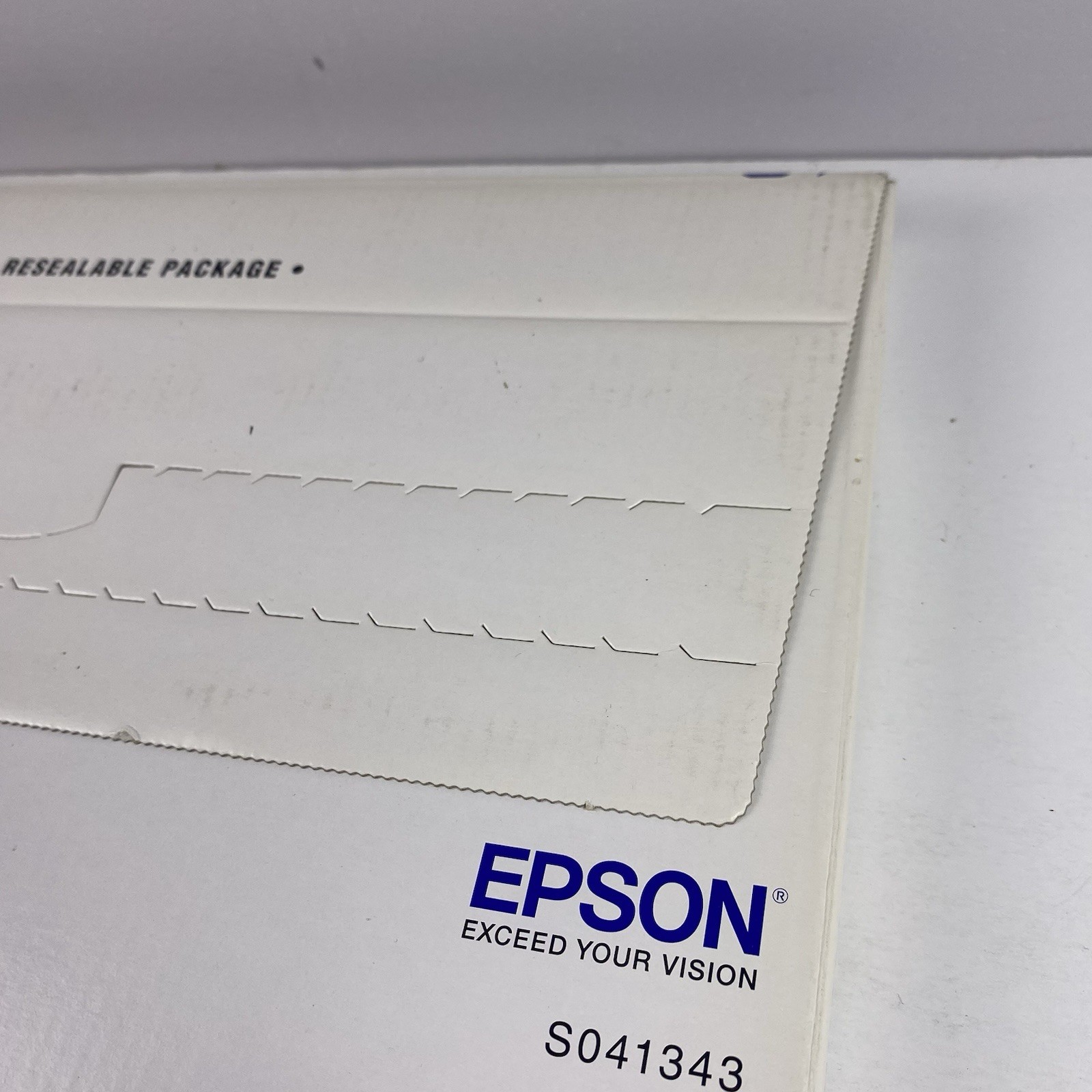 Epson Ultra Premium Presentation Matte Paper S041343 11.7 X 16.5 A3 50 Sheets