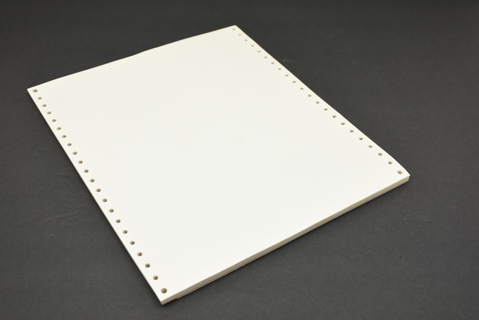 50pcs 1980s Memorex Dot Matrix Paper Smooth Edge Continuous Sheets 20lb 9.5×11″