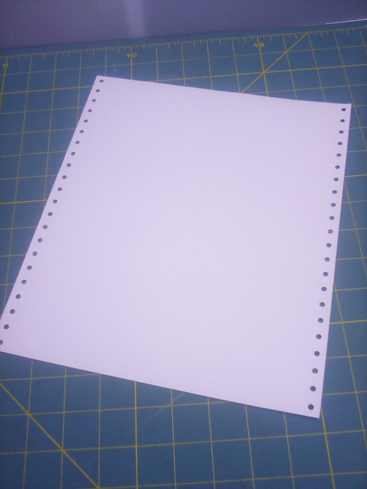 200 cnt continuous feed dot matrix white computer paper 9.5×11 tractor feed