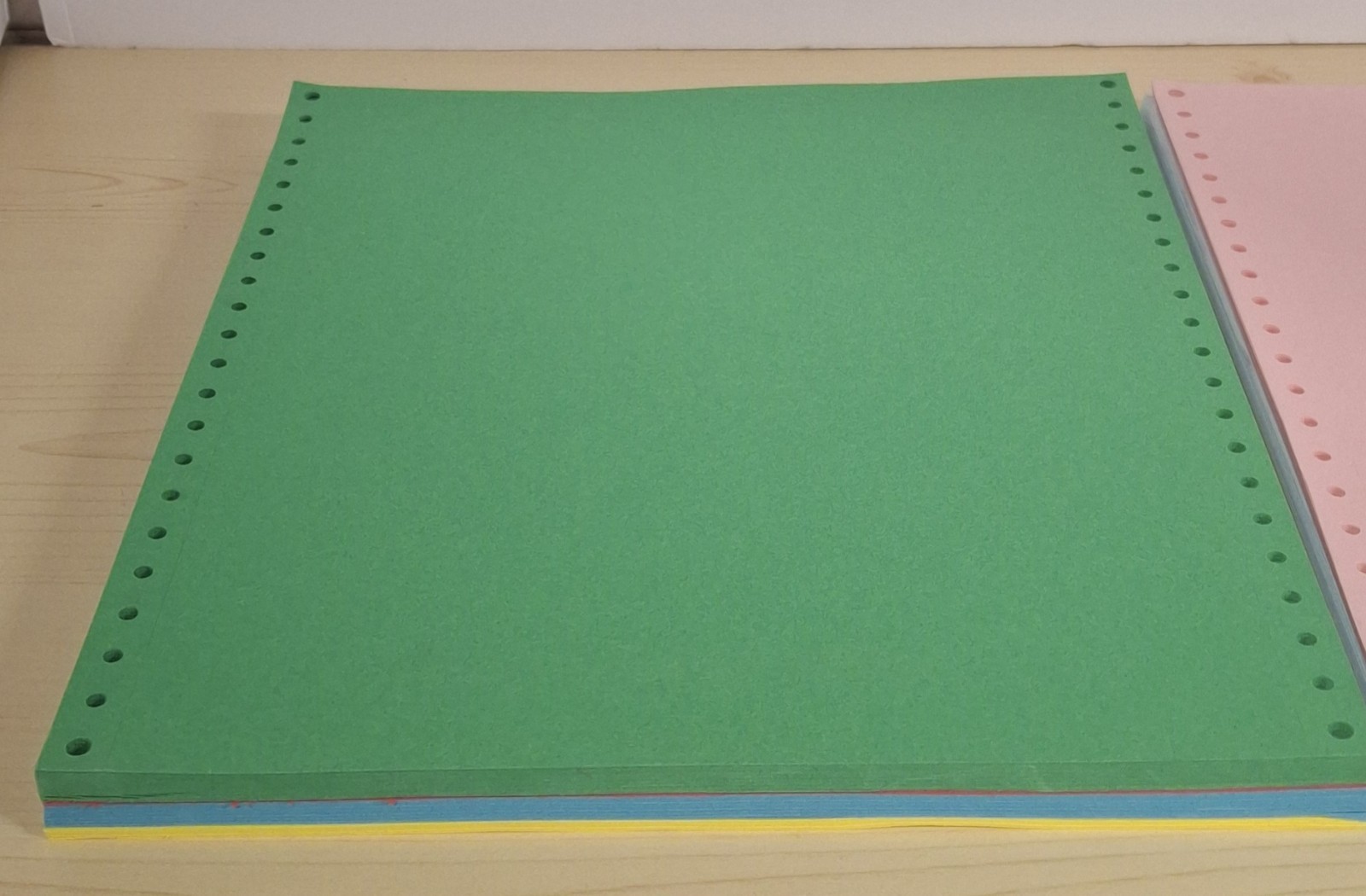 1991 Memorex Tractor Computer Paper 1000 Continuous Sheets 20 lb. 9.5×11″ White