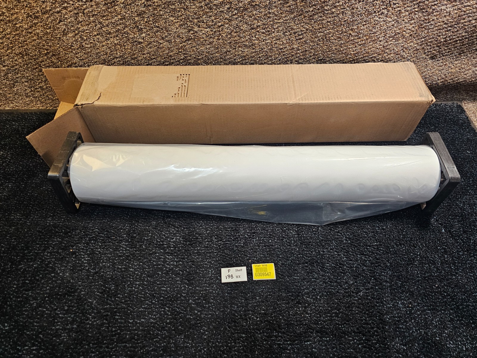Canon 6040 36″ x 200′ 3″ Core 40lb Uncoated Presentation Poster Inkjet Paper