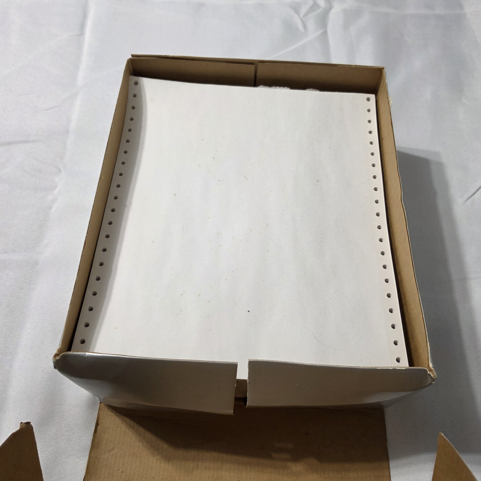 Memorex Vintage Continuous Computer Paper 1000 Sheets 9.5×11 Smooth Edge READ