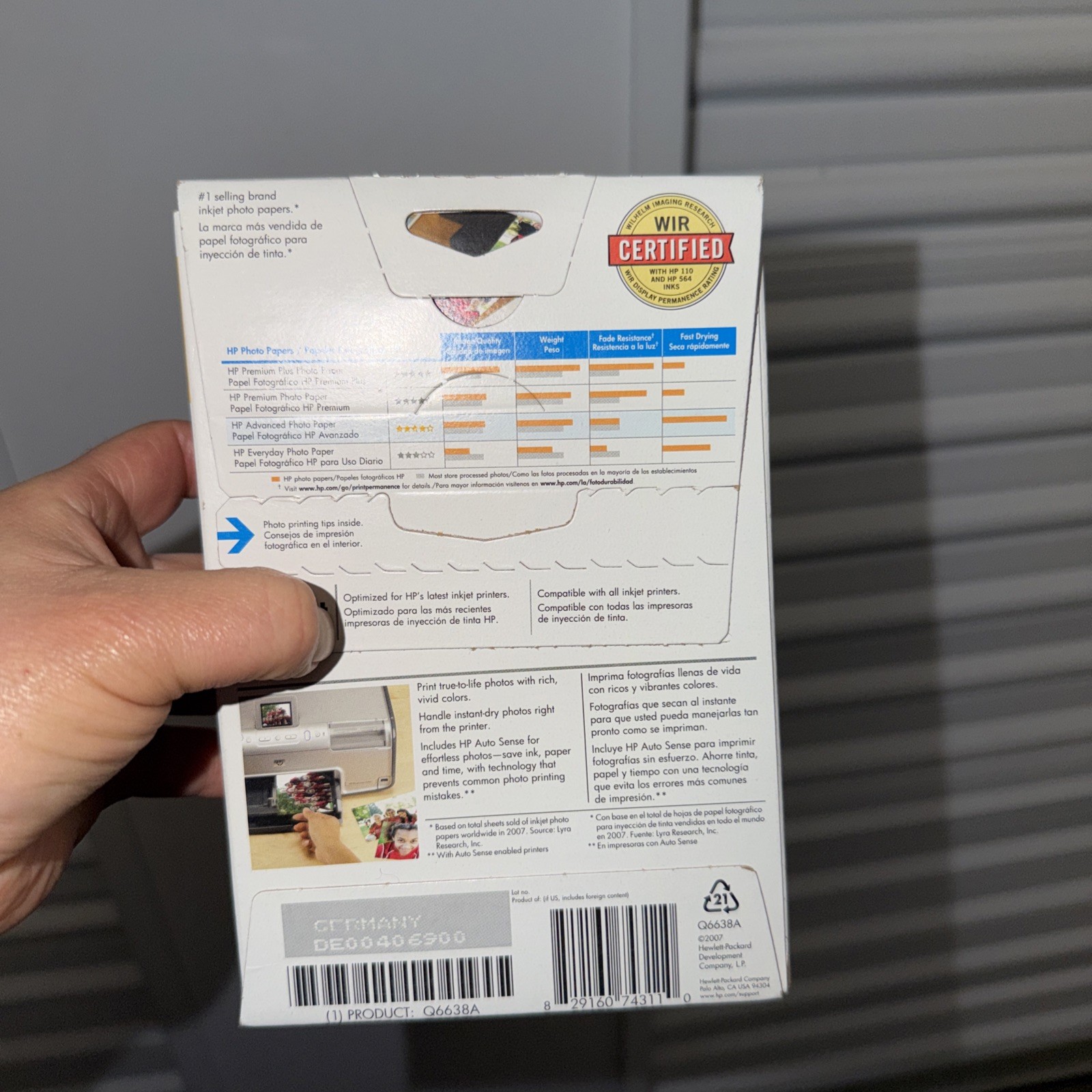 Hewlett Packard Q6638A 4 x 6 inch Glossy Printer Paper – 100 Sheets