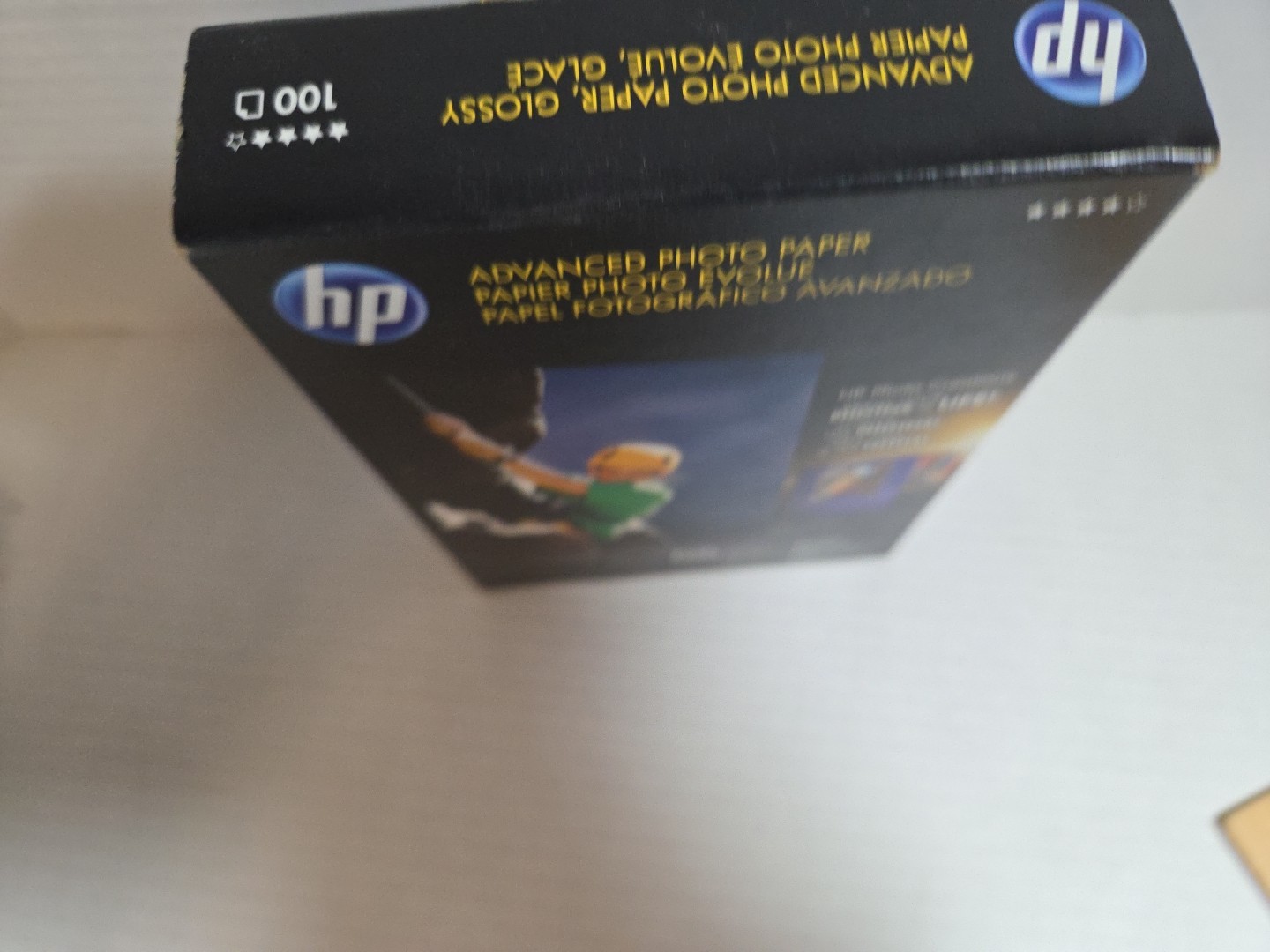 Hewlett Packard Q6638A 4 x 6 inch Glossy Printer Paper – 100 Sheets