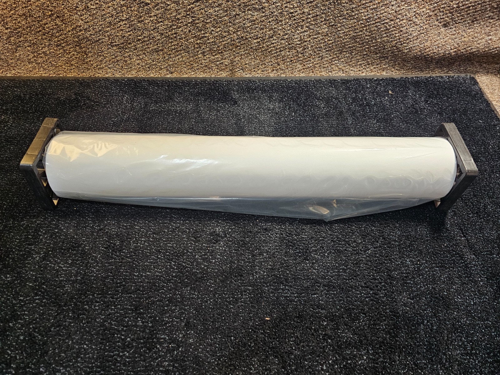 Canon 6040 36″ x 200′ 3″ Core 40lb Uncoated Presentation Poster Inkjet Paper