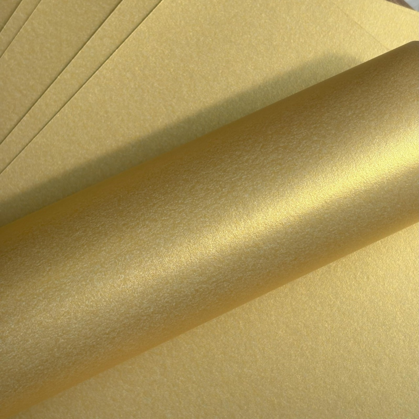 A4 Paper, Real Colour, Pearlescent, Double Sided, Suitable for Inkjet and…