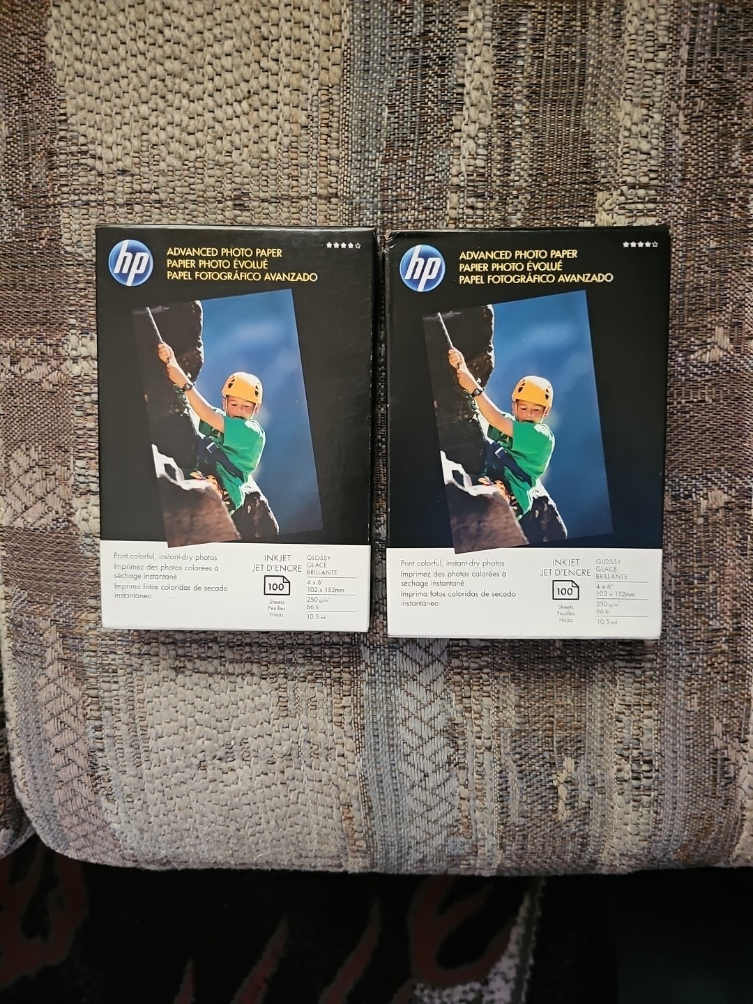 Hewlett Packard Q6638A 4 x 6 inch Glossy Printer Paper – 100 Sheets X2