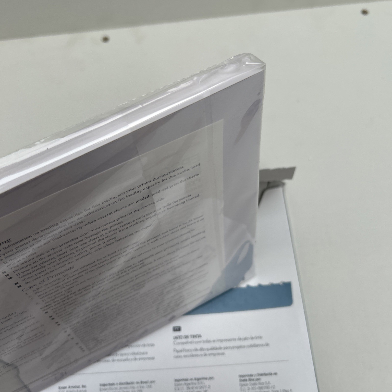 Epson Presentation Paper Matte, 8.5 x 11 Inch, 100 Count (S041062), White