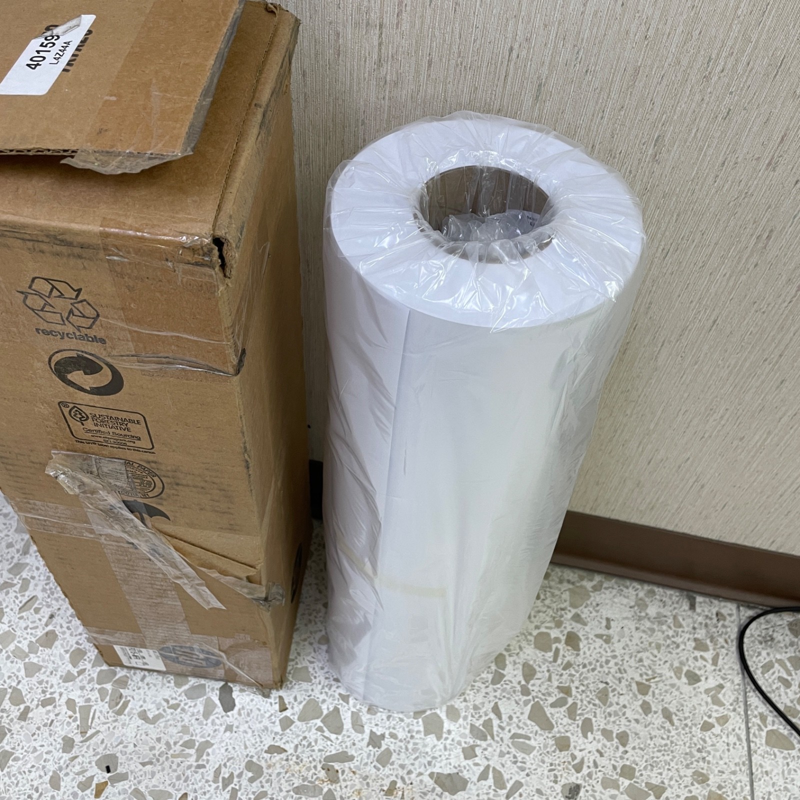 HP L4Z44A Bright White Inkjet Paper Printable Paper