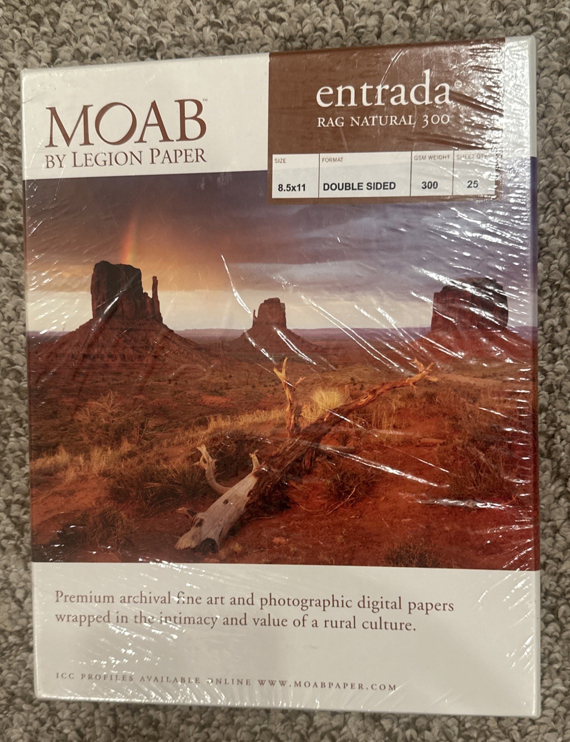 Moab R08-ERN300851125 Entrada Rag Natural 300 Paper, 8.5X11″, 25 Sheets, SEALED